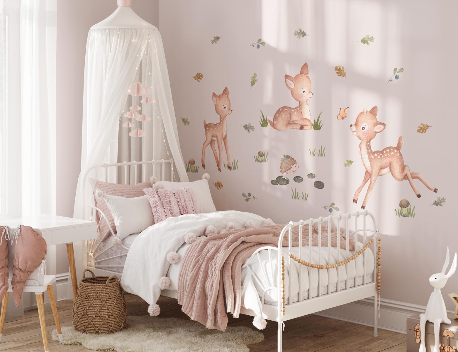 Dekoracje do pokoju dziecka - naklejki na ścianę dla dzieci. Zwierzęta leśne, sarenki.